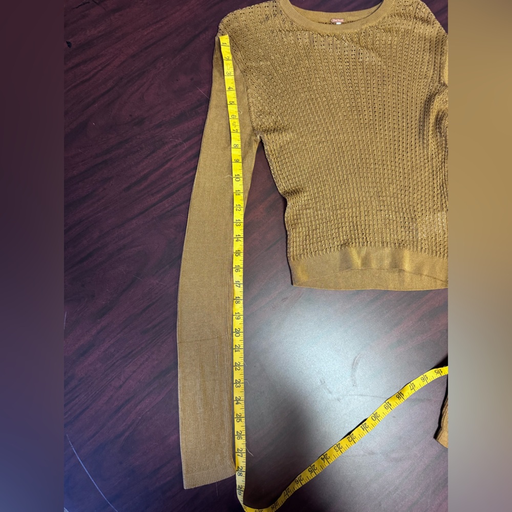Free People knit lightweight tan brown sweater. - Picture 8 of 8